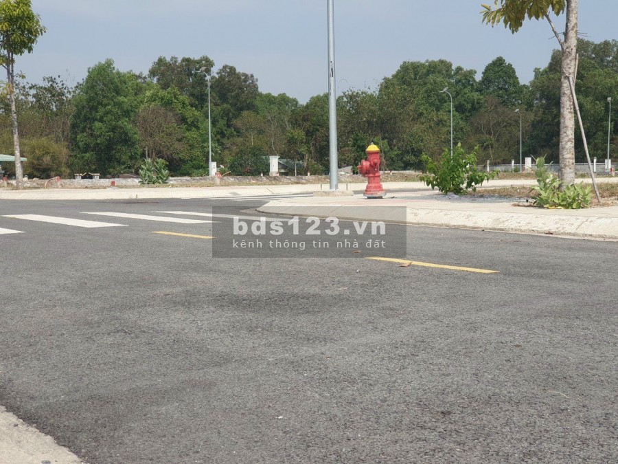 Đất nền mặt khu dân cư xã Hòa Phú, Củ Chi, diện tích 94m2