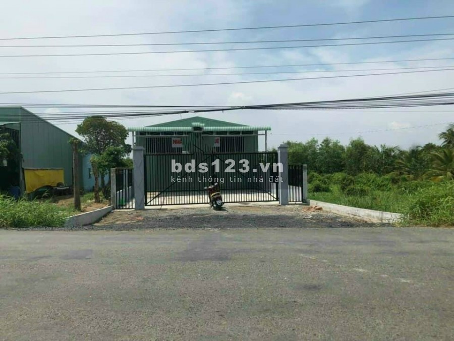 Bán nhà xưởng 570m2 giá 4,5 tỷ ở Bến Lức tỉnh Long An