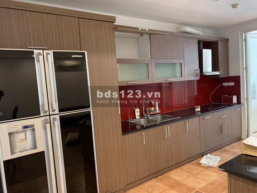 Cho thuê gấp căn hộ ở N05 Hoàng Đạo Thúy, 3PN full đồ 16tr/tháng. LH 0327582785