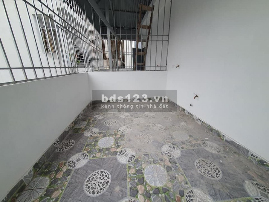 Bán nhà nguyên căn đúc kiên cố, bán giá 2.5 tỷ, còn mới đẹp Quận Hoàng Mai