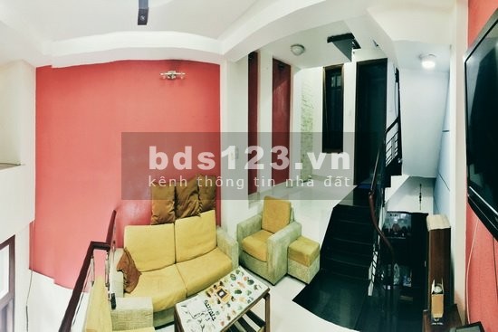 Bán nhà mặt phố 4 tầng đúc, mặt tiền đường lớn, phường Tân Quy, Quận 7