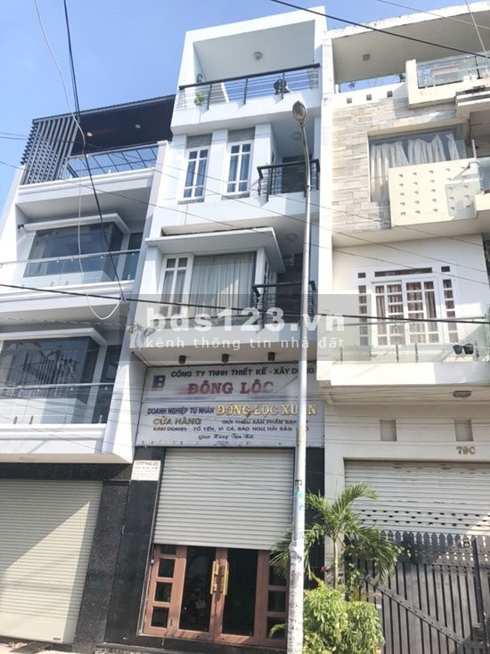 Bán nhà mặt phố 4 tầng đúc, mặt tiền đường lớn, phường Tân Quy, Quận 7