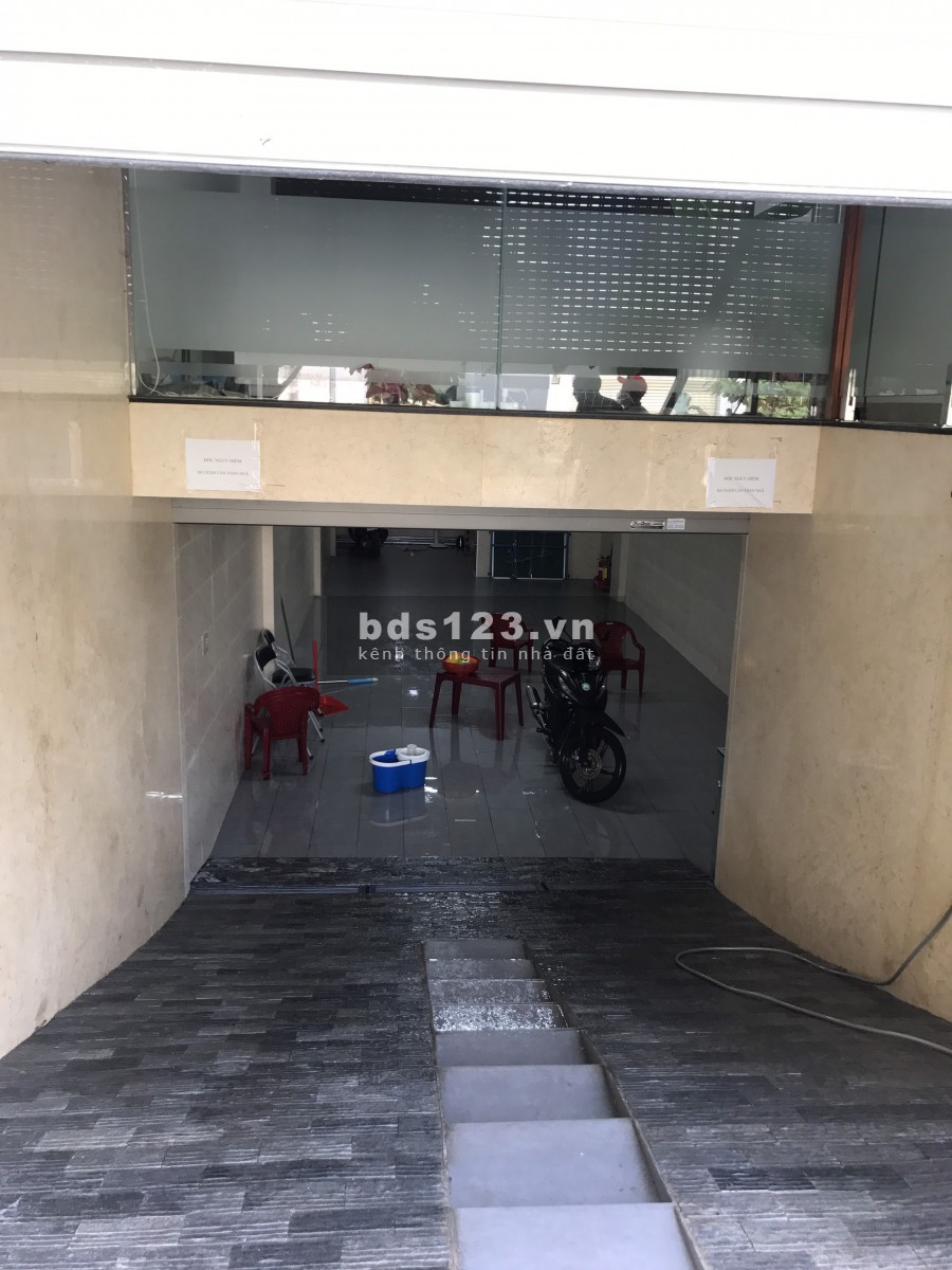 Bán gấp nhà đường Số 11, An Phú, DT: 5x20m, Hầm trệt 5 lầu, HĐT: 93 tr/th, giá: 31 tỷ