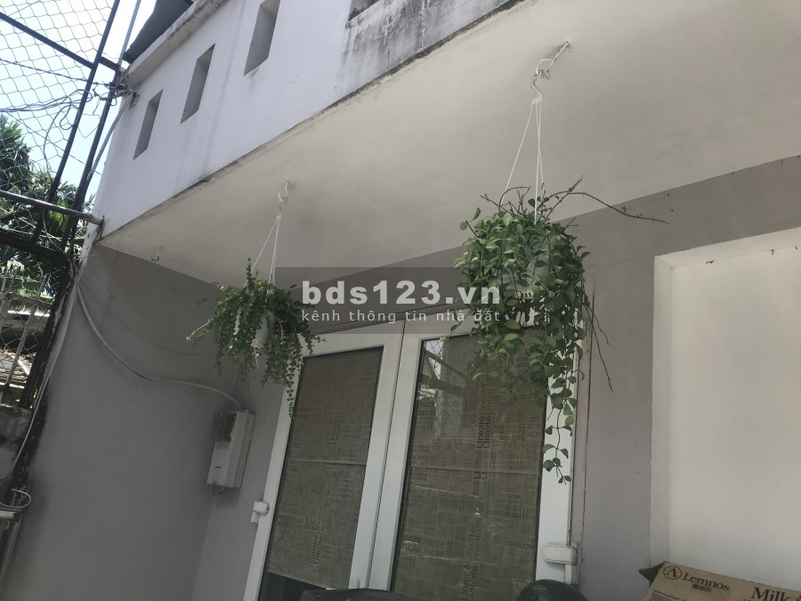 Bán nhà đường số 5 Hiệp Bình Chánh phía sau đại học luật TP. Thủ Đức