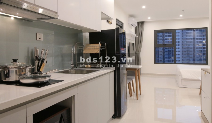 Cho thuê gấp căn Studio 30m2 full nội thất Vinhomes Smart City