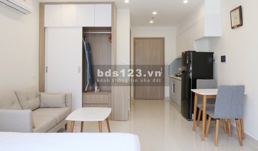 Cho thuê gấp căn Studio 30m2 full nội thất Vinhomes Smart City