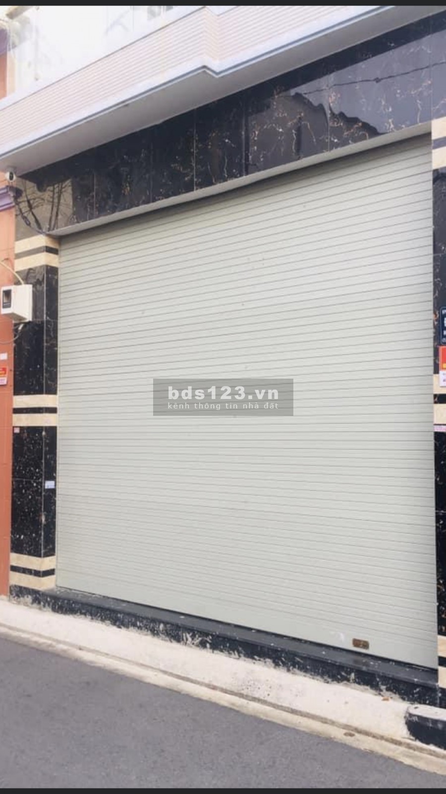 Bán nhà rộng 60m2, đường Lạc Long Quân, phường 10, Quận Tân Bình