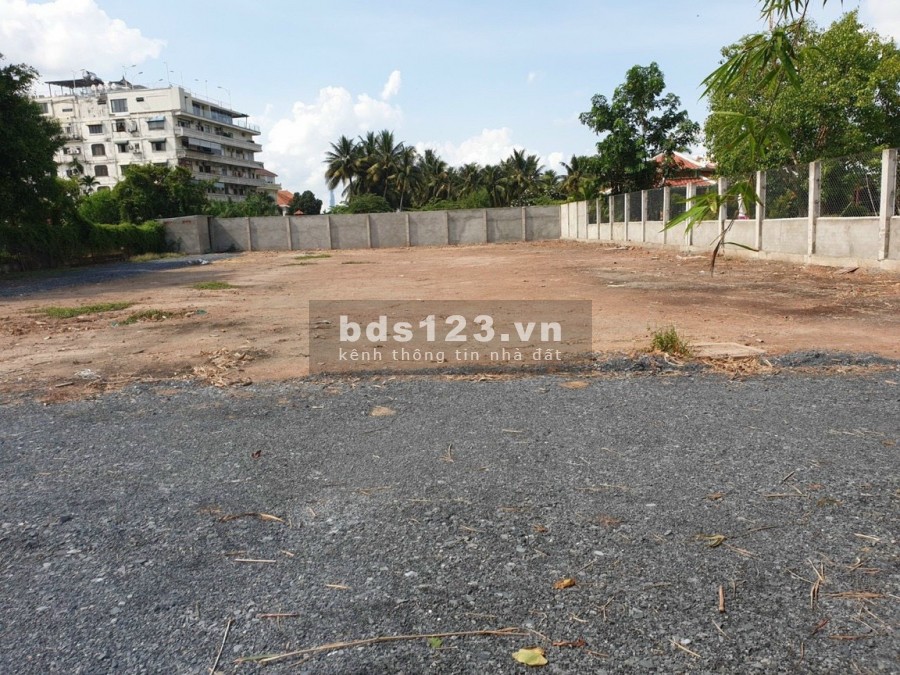 Cần Bán Gấp Đất Lớn diện tích 1388m2 An Phú Đông Quận 12