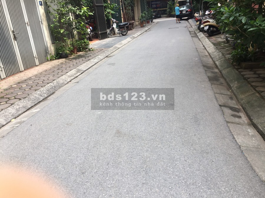 Chính chủ cần bán nhà Văn Cao Ba Đình, Khu phân lô quân đội