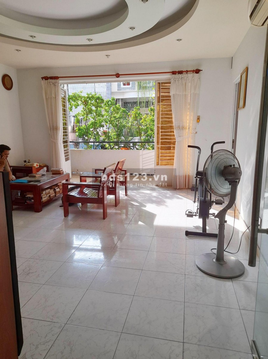 Định cư Úc Bán Gấp nhà 8.3x15 công nhận đủ, Khu Vip Phân Lô Sát Q10, Hẻm nhựa 2 xe tải đua
