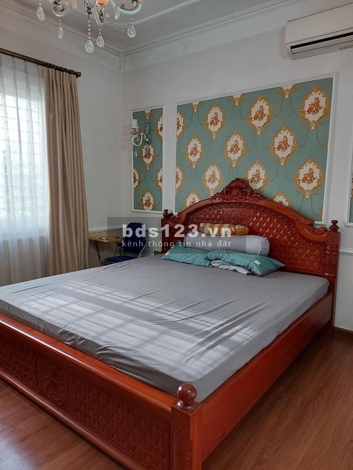 Chính chủ bán biệt thự đơn lập Văn Phú 215mx3T sân vườn ở đỉnh 0817222333