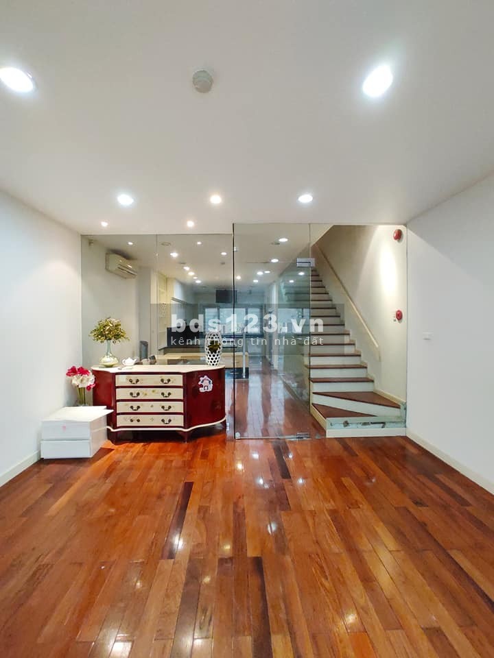 Biệt thự liền kề phố Hoàng Đạo Thúy diện tích sử dụng: 102m2, giá 16 tỷ