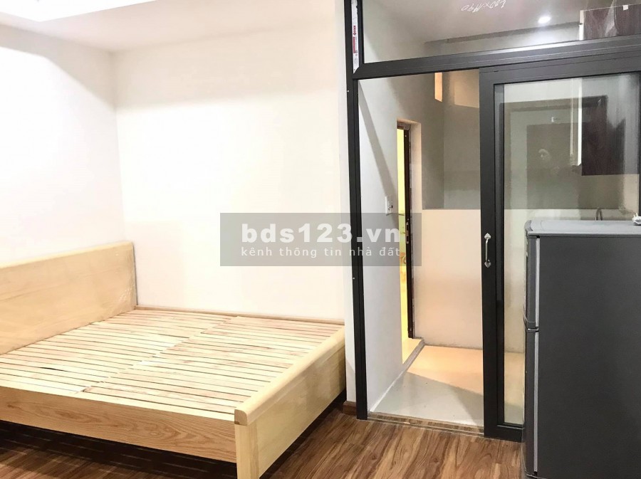 Bán chung cư mini Triều Khúc, 7 tầng đúc, thang máy, ô tô, giá 50 triệu/tháng, giá 7.4 tỷ