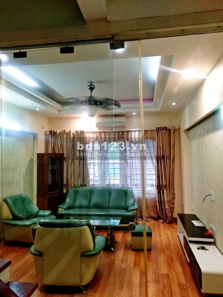 Nóng quá! Nhà Hoàng Quốc Việt, 2 thoáng,an sinh đỉnh, 3 gác phi,46m2*4T*MT4m2.Giá Chỉ 6 tỷ