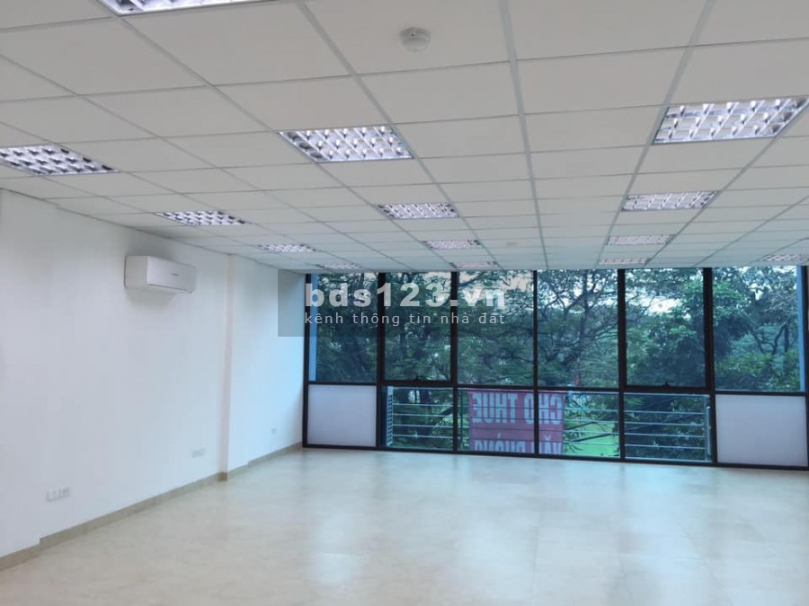 Cho thuê nhà mặt ngõ Tân mai, dt 120m x8 tầng, mt 6m Đầu đủ thang máy, Tầng 1 để xe, điều hoà.