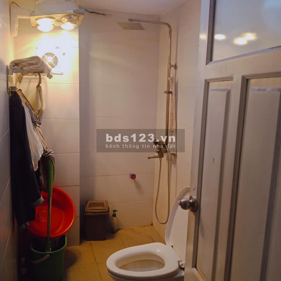 Bán nhà đẹp trung tâm Phú Thượng, dt 34m2, giá 3.2 tỷ, xách vali đến ở ngay