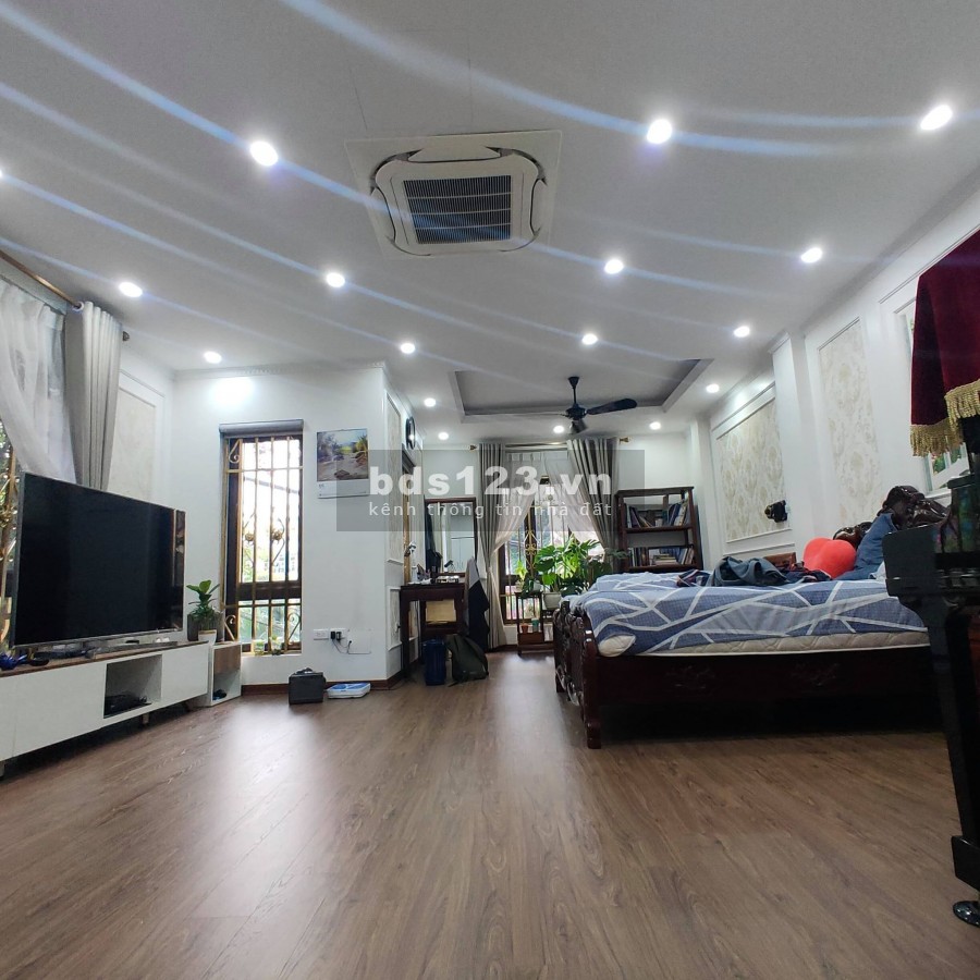 Ngõ phố Trần Khát Chân, HBT 65mx7T thang máy, Gara, 0989191397
