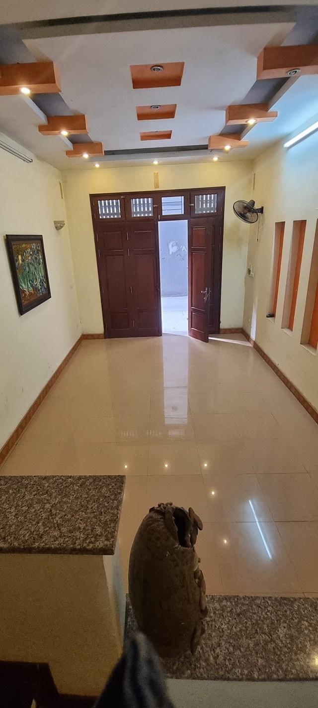 Bán nhà Khương Trung quận Thanh Xuân 46m 5 tầng 6 ngủ chỉ nhỉnh 5 tỷ ô tô vào nhà