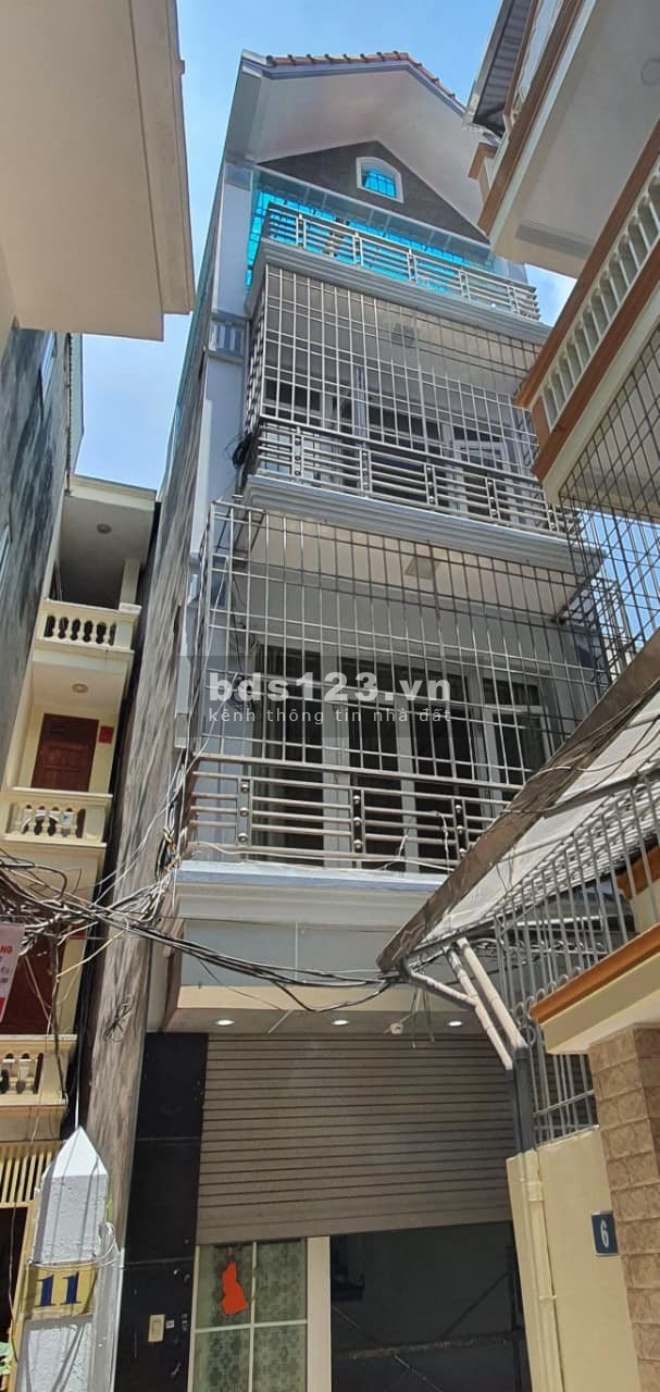 BÁN NHÀ HIẾM, NHÀ ĐẸP GÕ GỐC ĐỀ MINH KHAI DIỆN TÍCH NHÀ 37M2 X 4 TẦNG => MT 3.9M X GIÁ CHỈ CÒN 3.2 Tỷ