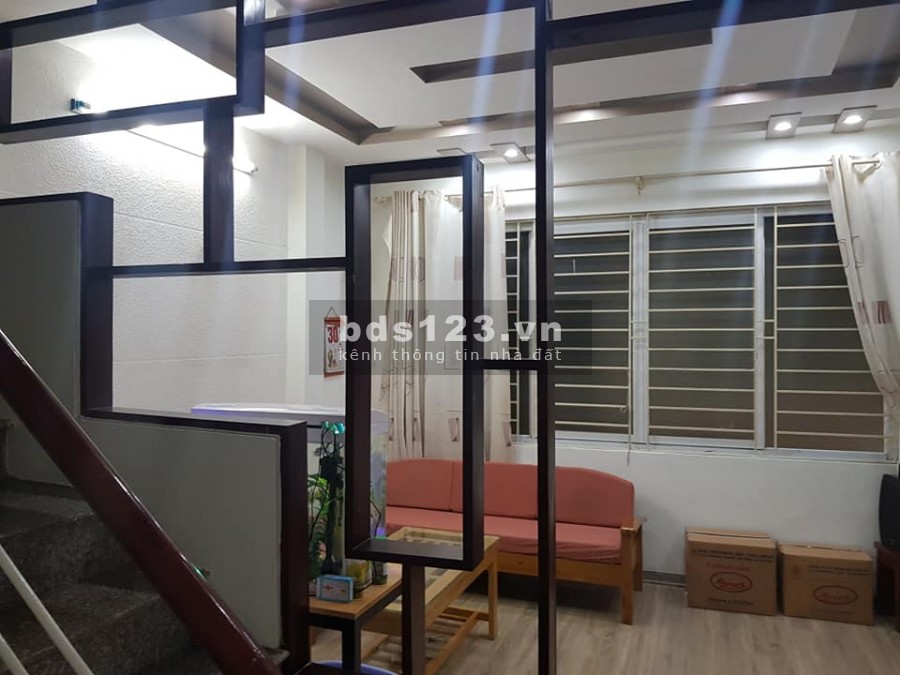 Chính chủ bán gấp nhà Bùi Xương Trạch, Thanh Xuân 35m 5T 3.3 tỷ, tặng full nội thất