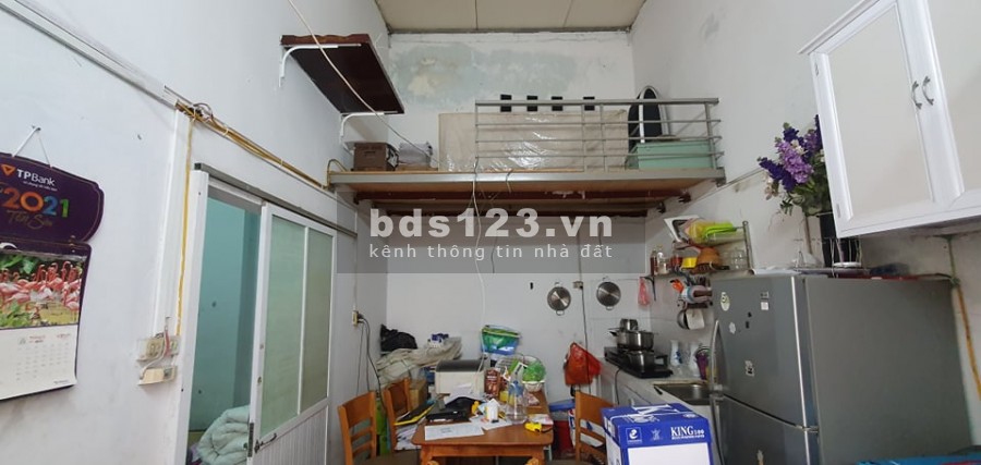 Bán nhà cấp 4 Yên Xá, diện tích 30m2, mặt tiền 5m, cách đường ôtô 40m2, giá 1.85 tỷ