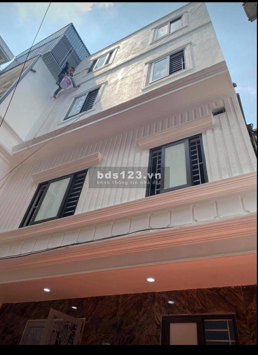 Bán gấp nhà Vĩnh Hưng, Lĩnh Nam, tặng nội thất, dt36m2, 4 tầng, giá 4.45 tỷ