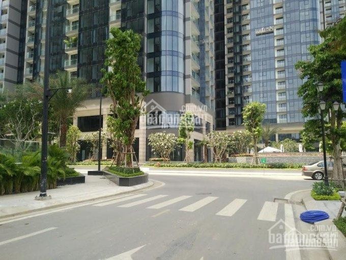 BÁN GẤP SHOPHOUSE VINHOMES GOLDEN RIVER BA SON-DT 131m2, giá 32tỷ .Liên hệ ngay em Hạnh