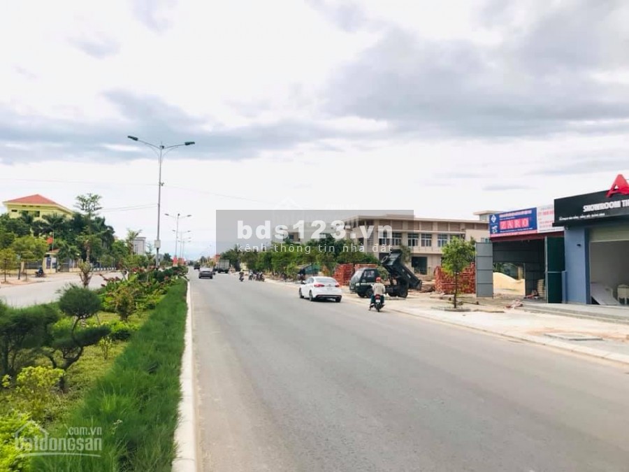 Chuyển nhượng lô đất VIP 2 mặt tiền 2806 m2 mặt tiền đường 36m, cùng hệ thống Nhà hàng