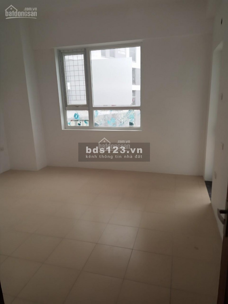 Bán chung cư Thành Ủy Hà Nội, căn góc tòa nhà OCT5B 3 PN + 2 ban công Resco Cổ Nhuế, giá 22 tr/m2, LH 0944596256