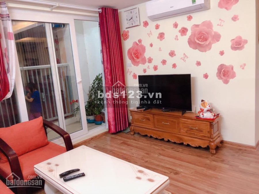 Nhà đẹp chính chủ cần bán nhanh căn tầng trung CT12A1 Tây Nam Linh Đàm - 96m2, SĐCC - 2 ban công -3.05 tỷ