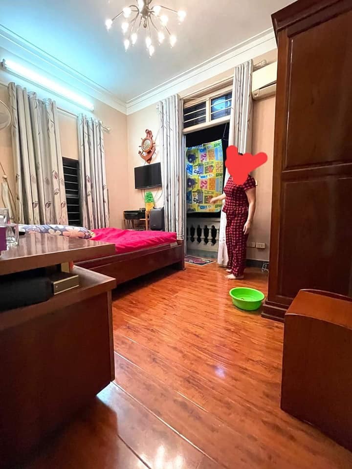Quá Hiếm! Bán Biệt thự sân vườn 134m2, 3 tầng, Lô góc, ô tô vào nhà,