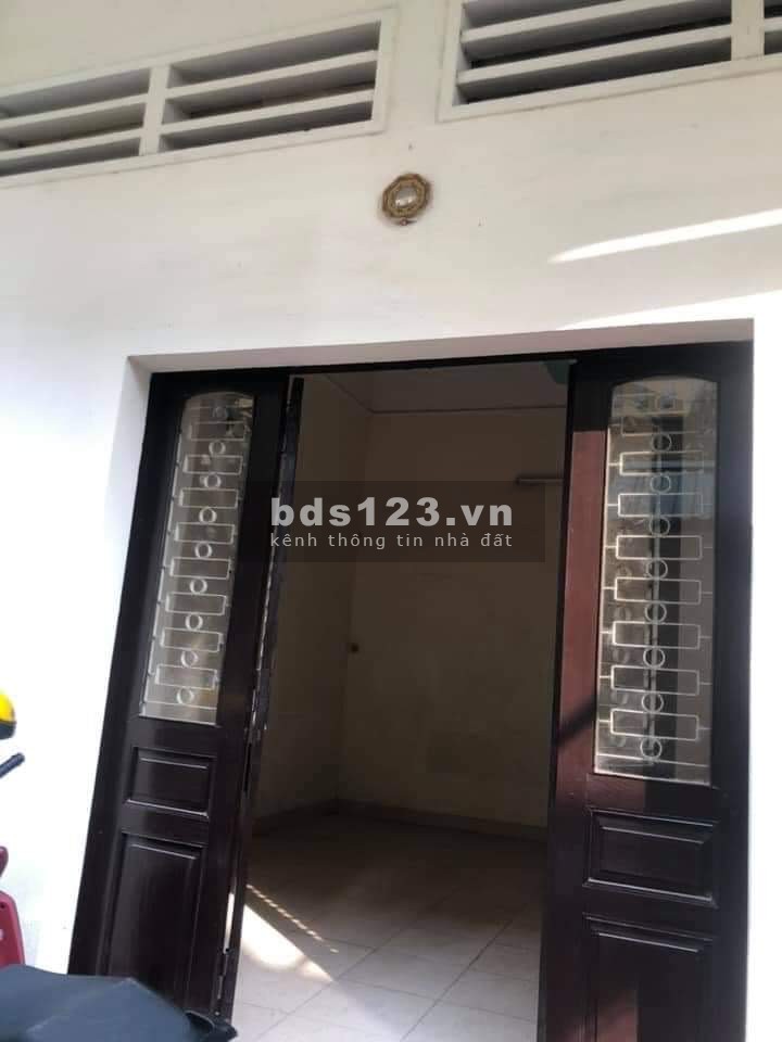 Bán nhà phường Gia Thụy Long Biên, Giá Rẻ, phân lô, sổ đỏ 100m2, 3 tầng.
