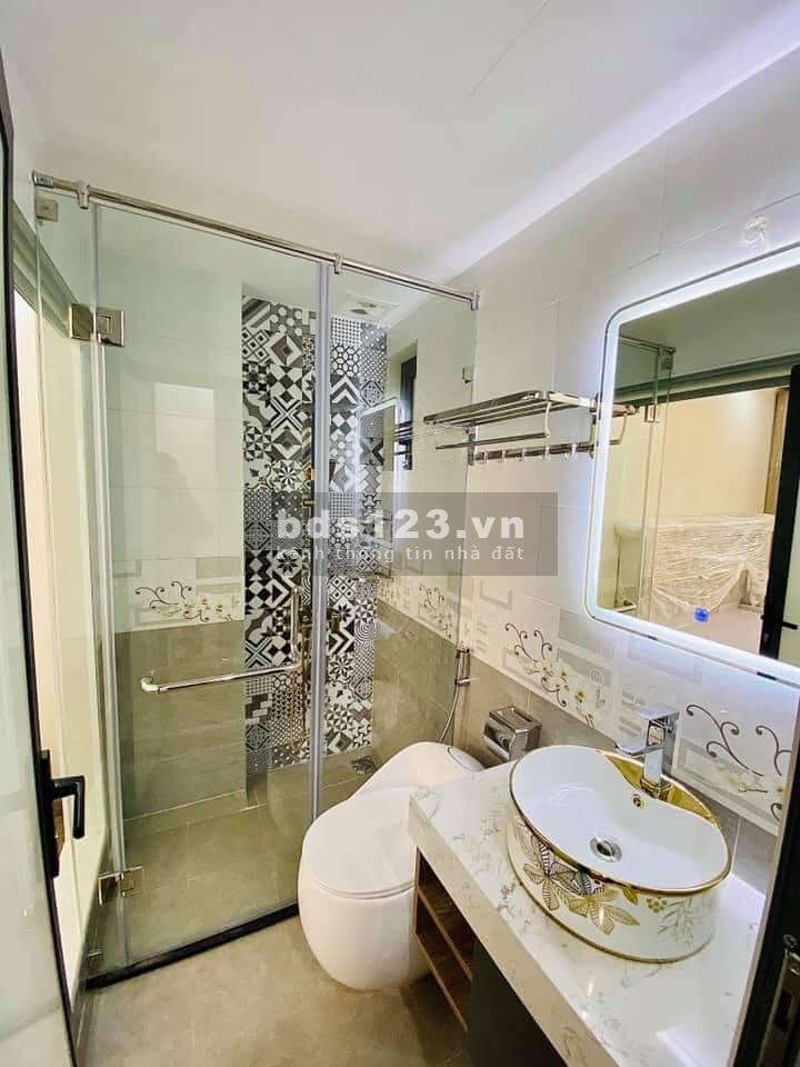 Hạ giá bán nhanh nhà nguyên căn Tư Đình, dt 42m2, 5 tầng, giá nhỉnh 3 tỷ