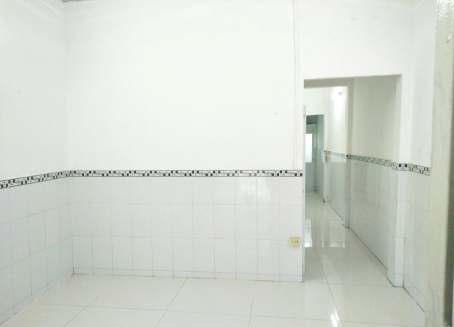 Nhà bán 1 lầu, 4PN, mặt tiền hẻm ô tô Âu Dương Lân F3 Q8