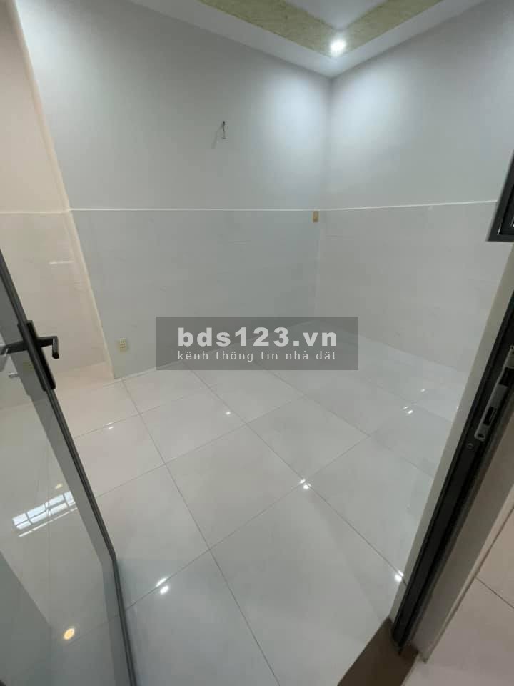 Nhà 2 tầng BTCT, dt 4x13, HXH đường Trần Xuân Soạn, P. Tân Hưng, Quận 7