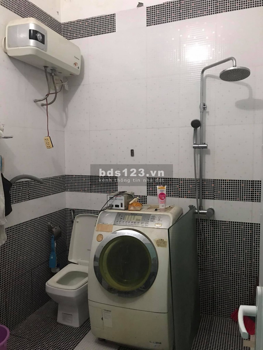 Bán nhà đường Trần Văn Giáp, TP HD 76m2, mt 4m, 2 tầng, sân cổng đầy đủ, giá tốt