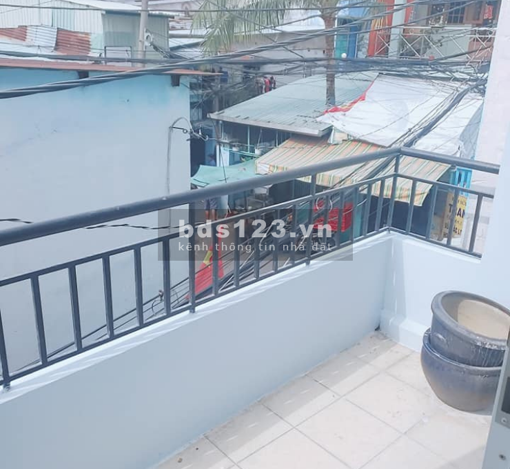 Bán nhành vào ở gay Đường D2, P.25, Bỉnh Thạnh, dt 29m2(3.5x8x 2 Tầng) giá 2,5 tỷ