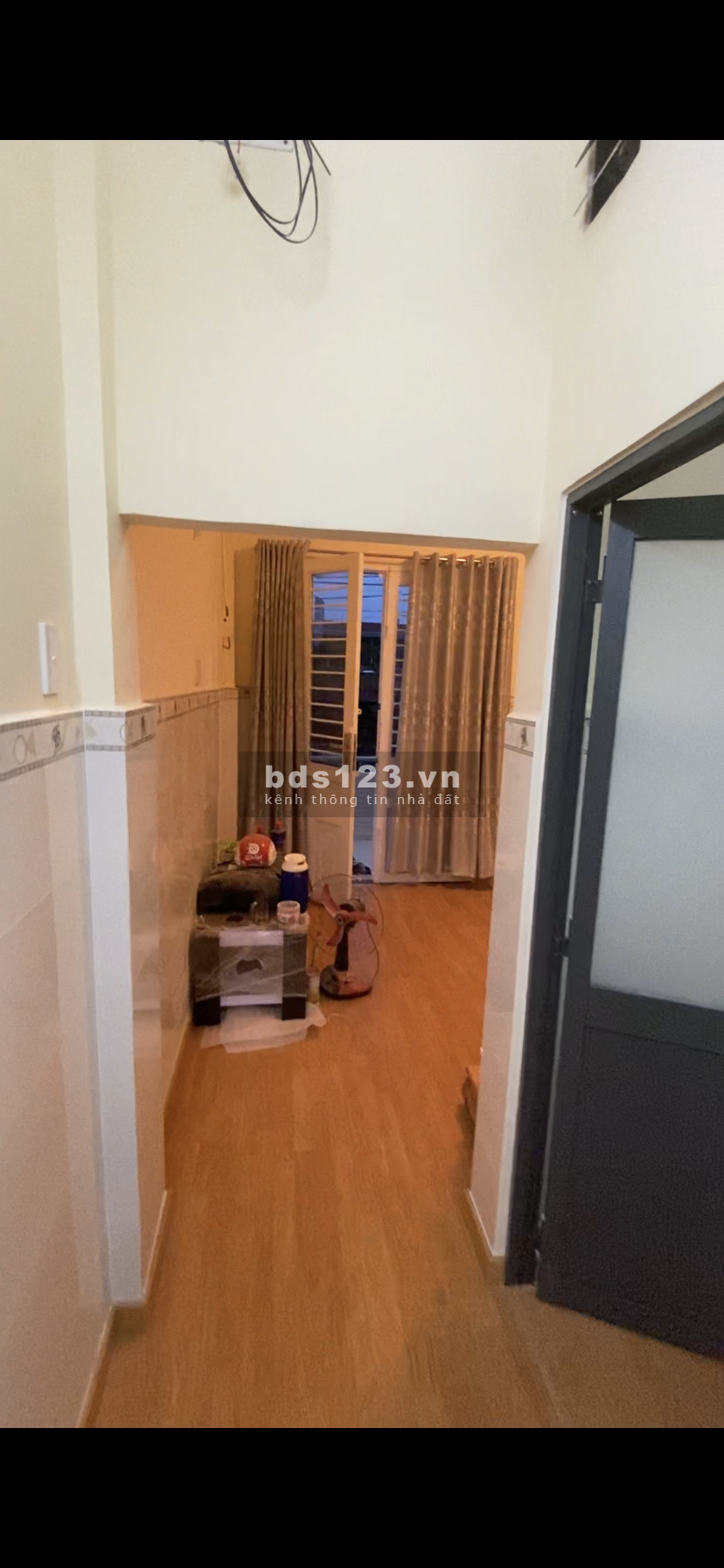 Chính chủ cần bán căn hộ chung cư gần chợ hoa đầm sen