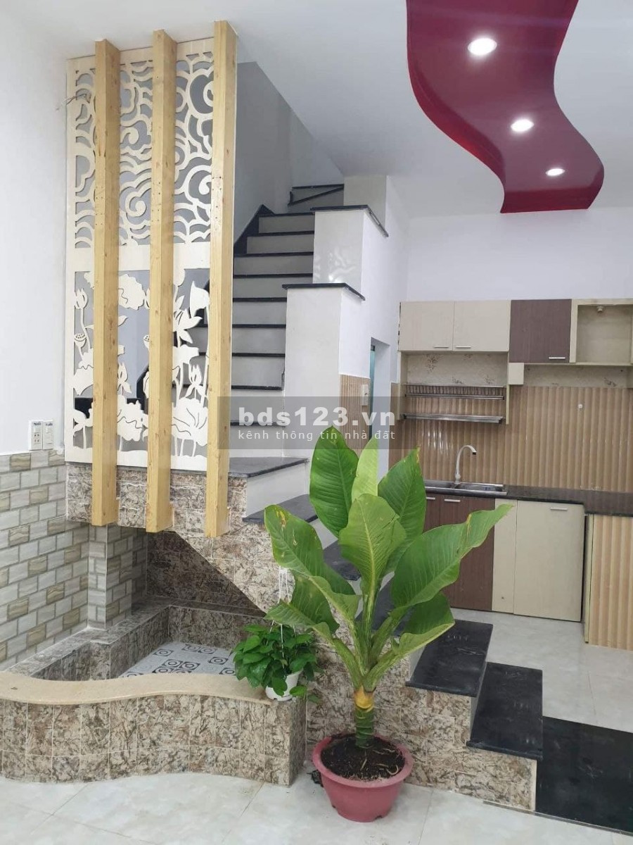 Nhà MT Hiếm Đẹp Nở Hậu, Trung Tâm Nguyễn Sơn, Tân Phú,DT 24m2, Giá Chỉ 2.9 Tỷ