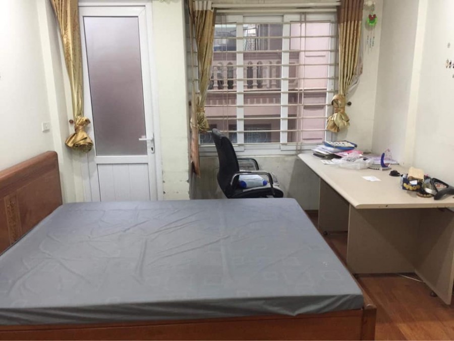 Hiếm, nhà đẹp, cần bán DT 38m, 5T, MT 4m, giá chỉ 3.5 tỷ, Thụy Khuê.