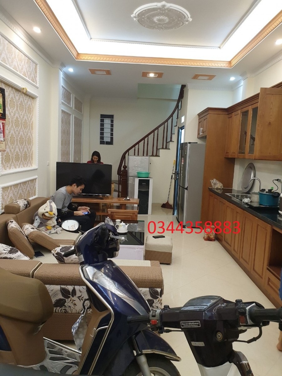 Nhà nguyên căn vị trí phong thuỷ đẹp, khu dầm uất Cầu Giấy Giá chỉ hơn 4 tỷ