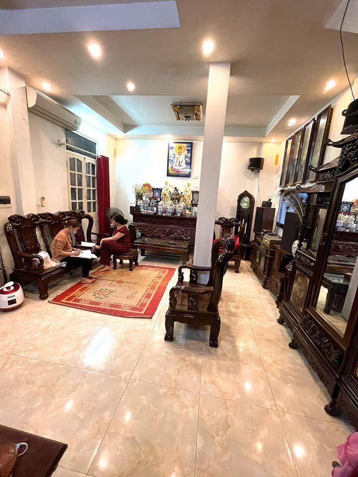 Quá Hiếm! Bán Biệt thự sân vườn 134m2, 3 tầng, Lô góc, ô tô vào nhà,