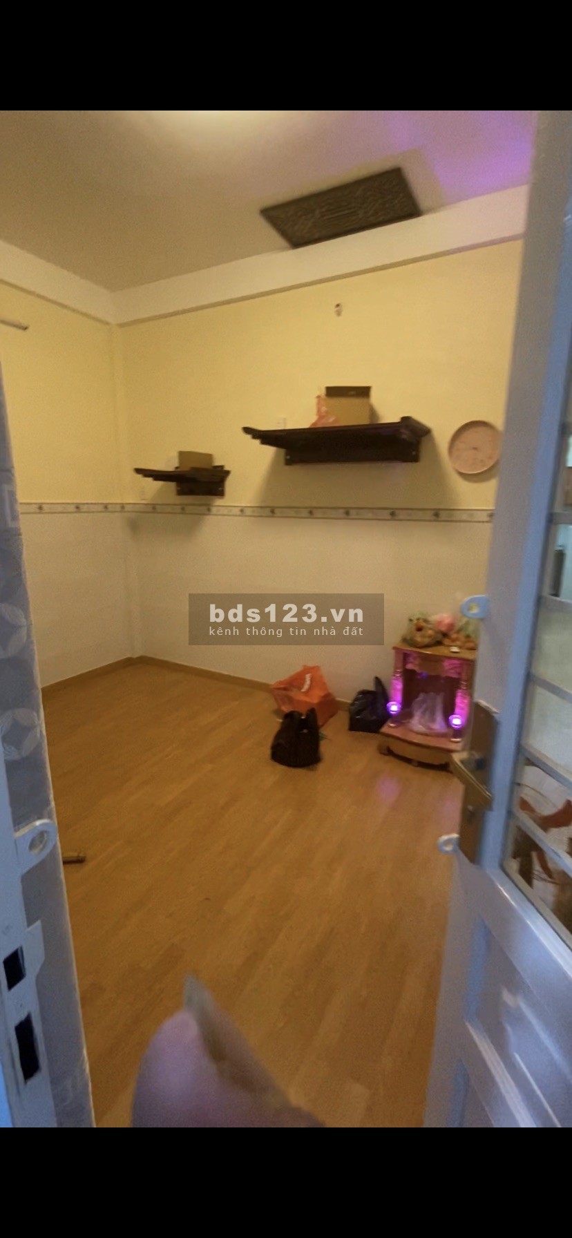 Chính chủ cần bán căn hộ chung cư gần chợ hoa đầm sen
