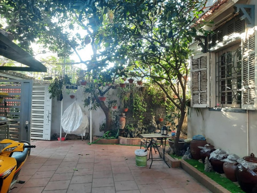 Quá Hiếm! Bán Biệt thự sân vườn 134m2, 3 tầng, Lô góc, ô tô vào nhà,
