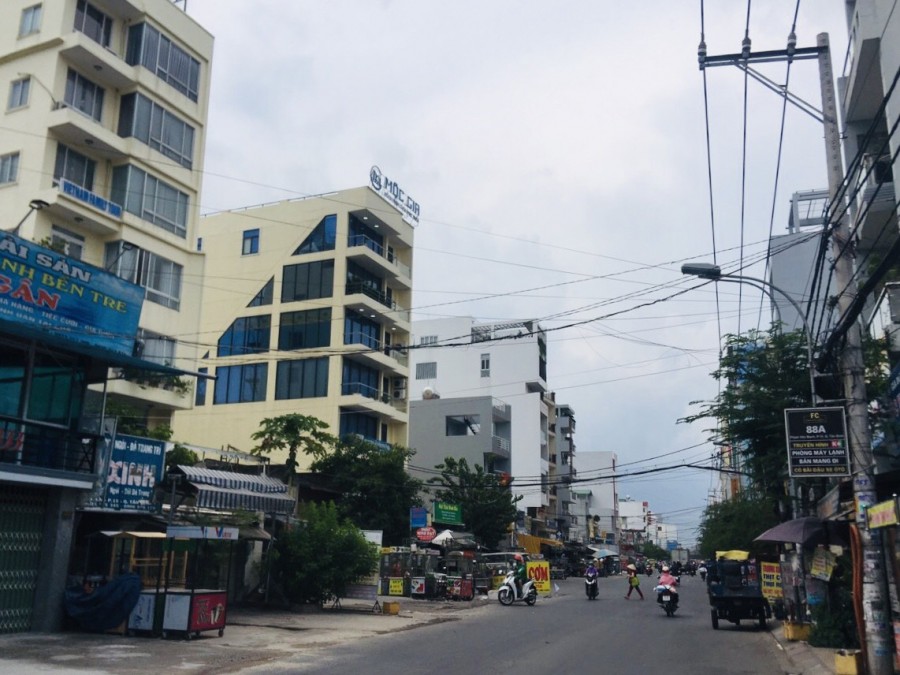 Cần Bán Lô Góc MT đường Liên Phường p.Phú Hữu Q.9 2300m2 Full Thổ Cư, Nhỉnh 60tr/m2