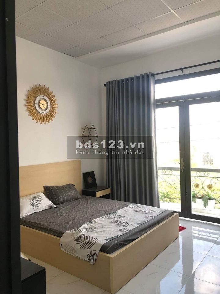 Cần bán gấp nhà Lạc Long Quân Q.TB 37m2 giá chỉ 3 tỷ 55 thương lượng
