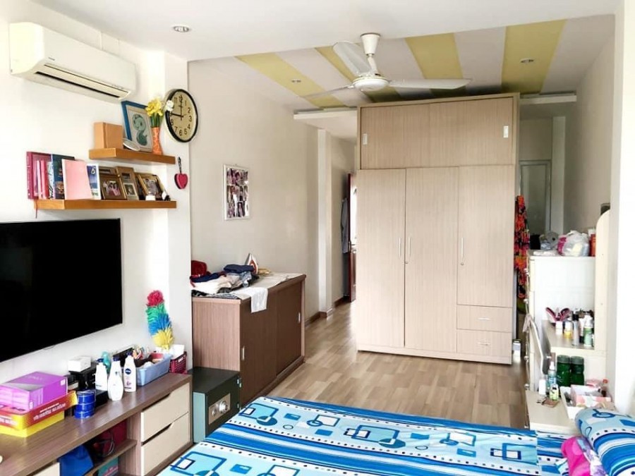 Cách mặt tiền 2 căn, 4 tầng chỉ 7.3 tỷ, Trần Bình Trọng, phường 2, Quận 5