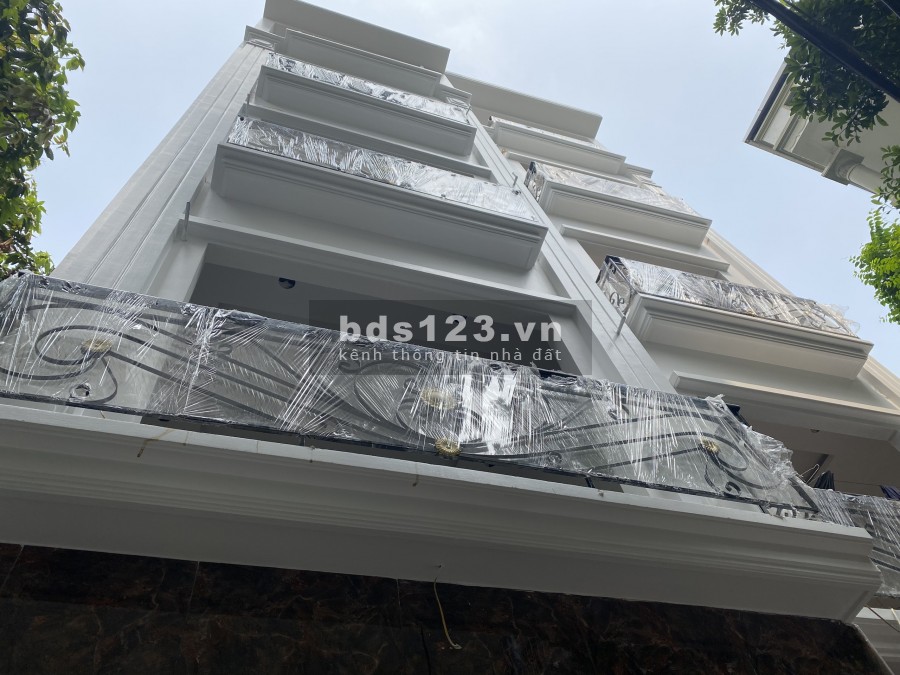 Chính chủ bán nhà phố Khương Đình, Ngõ Thông, Nhà Đẹp, gần Ngã Tư Sở 30m2x5 tầng