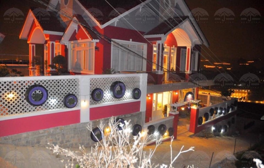 Biệt Thự Đẹp Gần Mặt Tiền Đường Trịnh Hoài Đức - Phường 11 - TP Đà Lạt