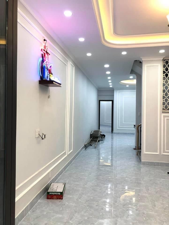 HXH Hồng Lạc 91m2, nhà đẹp, rộng, hẻm xe hơi đỗ cửa, chỉ 8,5 tỷ (5 x 19 )